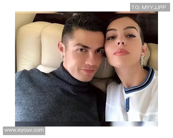 足球明星的公主女友背后的爱情故事与奢华生活揭秘 足球明星的公主女友背后的爱情故事与奢华生活揭秘