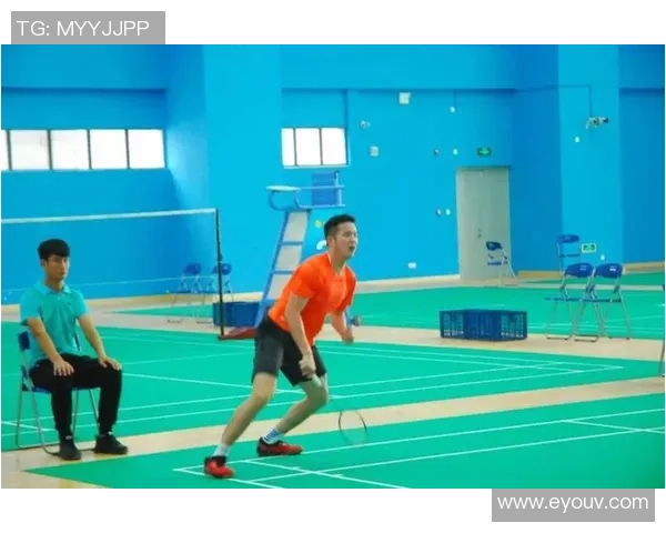 成都羽毛球队的阵地战揭秘：深度解析羽毛球的战术与技巧