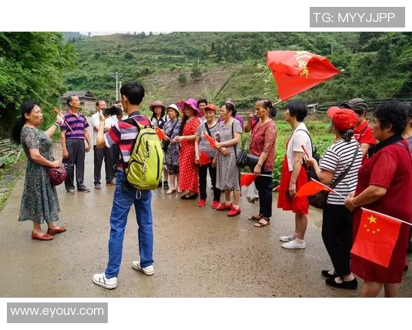 迷弟心声足球明星母亲的辛酸历程与荣耀时刻分享